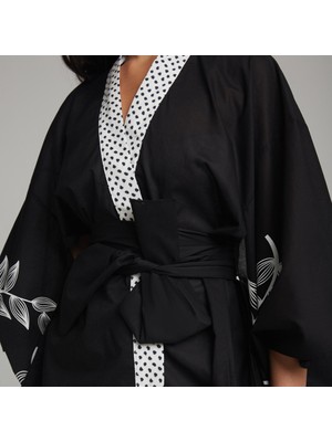 Designer Nagoya Kolları Çiçek Desenli Siyah Vual Kadın Kimono