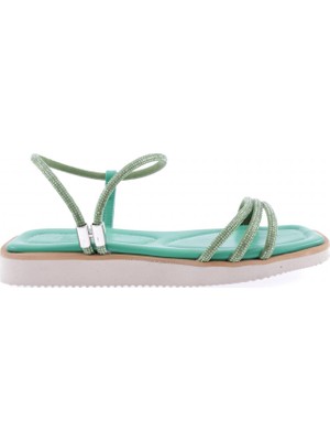 DGN 536-23Y Kadin Sirali Silver Taşli Sandalet