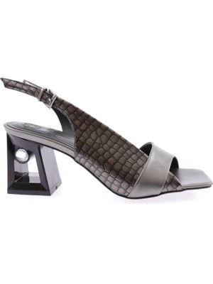 DGN 612-23Y Kadin Bantli Topuklu Sandalet