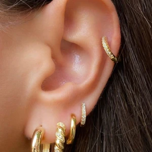 Taşlı Halka Piercing Tragus Helix Daith Anti Tragus Kıkırdak