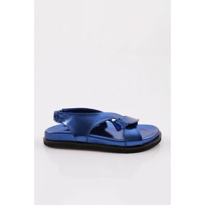 3040 Kadin Çapraz Bantli Sandalet