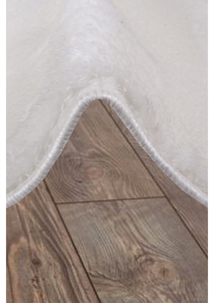 Elite Krem 120X180 cm Büyük Ebat Pufidik Banyo Halısı Köşeli Peluş Kaymaz Banyo Paspası