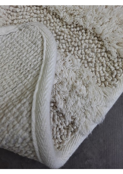 Yaprak Krem Doğal Pamuklu Banyo Paspası 100X100 cm Tek Parça Tufting Dokuma Paspas