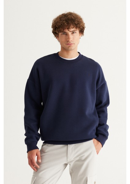 Erkek Lacivert Oversize Fit Bol Kesim Pamuklu Içi Polarlı 3 Iplik Bisiklet Yaka Sweatshirt