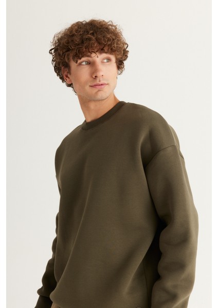 Erkek Haki Oversize Fit Bol Kesim Pamuklu Içi Polarlı 3 Iplik Bisiklet Yaka Sweatshirt