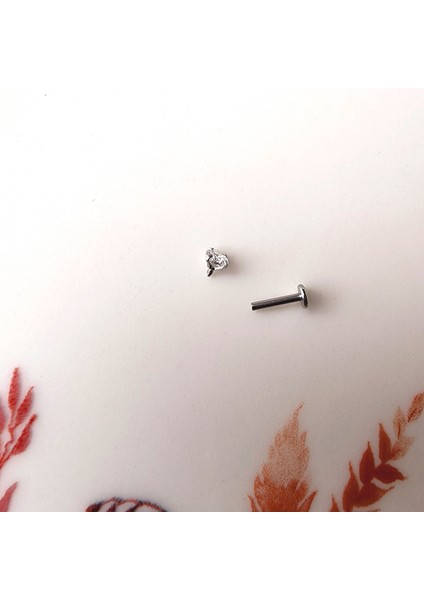 Tektaş Çelik Piercing Tragus Helix Kıkırdak Conch Gümüş Renk 8 mm
