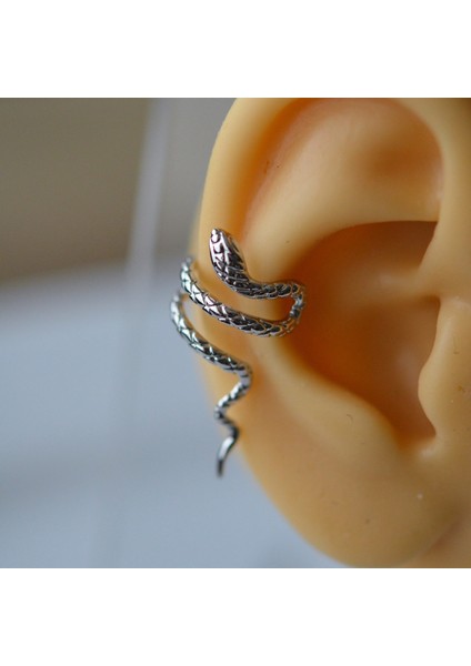 Gümüş Renkli Çelik Yılan Model Earcuff Yılan Sıkıştırma Kıkırdak Küpesi