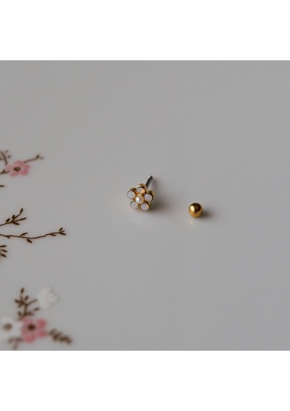 Çiçekli Helix Piercing Kıkırdak Cerrahi Çelik Gold Renk fırsatları