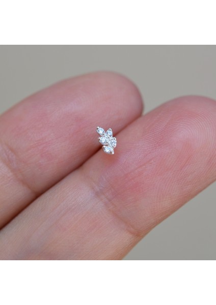 925 Ayar Mini Yaprak Model Hızma Çiçek Figürlü Burun Piercingi