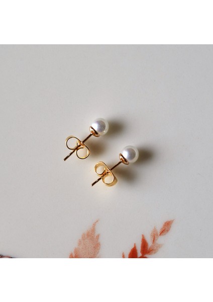 Sade Inci Küpe 4 mm