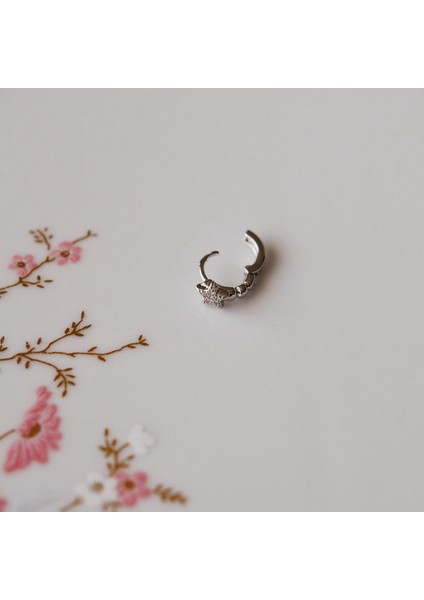 Gümüş Renk Cerrahi Çelik Yıldız Modelli Halka Tragus Piercing Helix Lob Kıkırdak modelleri