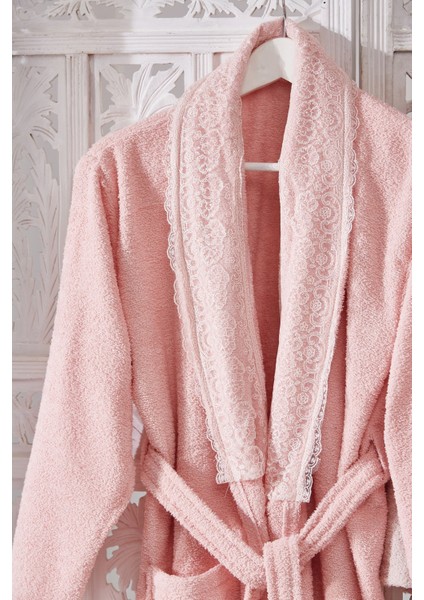 Family Dantelli Pembe & Krem Aile Bornoz Seti 6 Parça Çeyizlik Kadın Erkek Bornoz Banyo Havlu Takımı modelleri