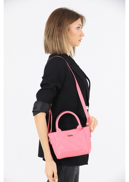 Kadın Tek Bölmeli Carolin Pembe Çapraz Omuz Çantası