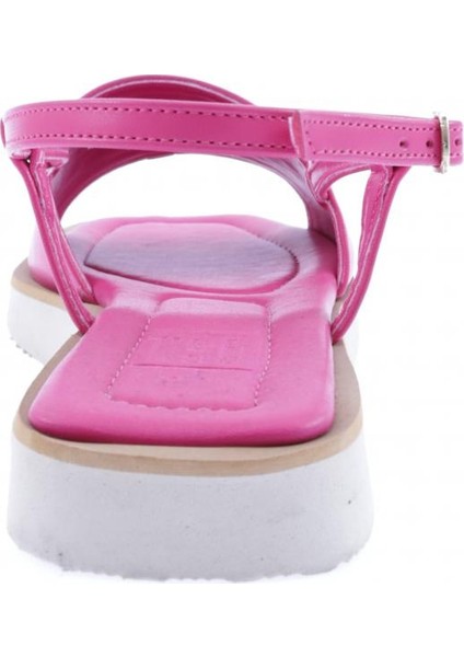 515-23Y Kadin Kare Tokali Sandalet fırsatları