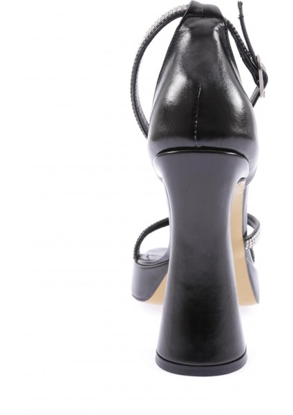 3581-23Y Kadin Kristal Taşli Çapraz Bantli Kalin Topuklu Sandalet fırsatları