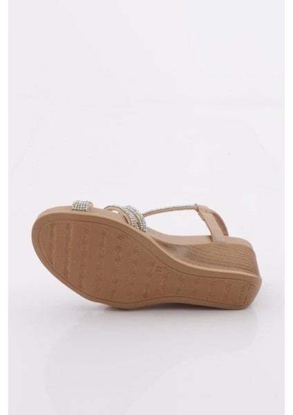 1046 Kadin Dolgu Taban Çapraz Bantli Sandalet