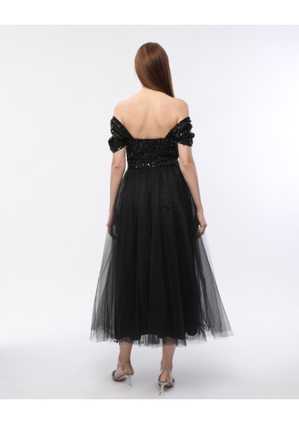 Düşük Kollu Kalp Yaka Pullu Abiye Elbise fırsatları