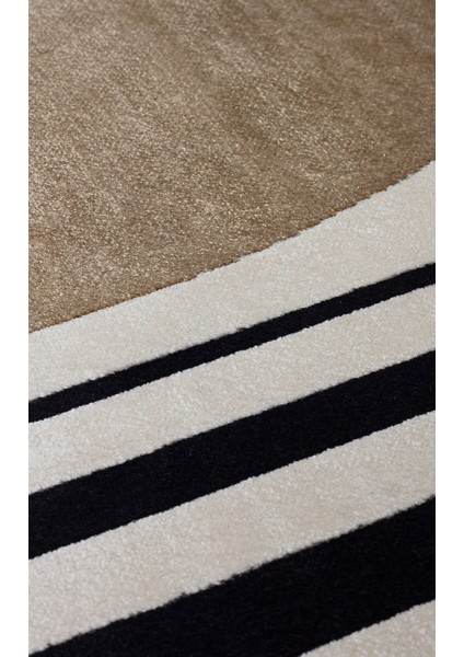 Merano Mrn 05 Cream Gold Modern ve Geometrik Desenli Yumuşak Dokulu Yüksek Kaliteli Özel Tasarım Halı modelleri