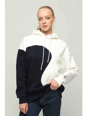 Owut Collection Kadın Oversize Kapüşonlu Sweatshirt