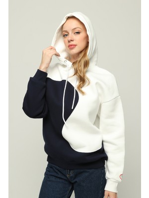 Owut Collection Kadın Oversize Kapüşonlu Sweatshirt