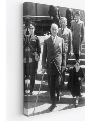 Harita Sepeti Atatürk Portre Tablosu Mustafa Kemal Atatürk Dikdörtgen Dekoratif Kanvas TABLO-FI-133