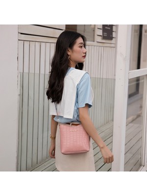 Masoffy Pembe Moda Yeni Kadın Postacı Çantası Timsah Pu Deri Kadın Crossbody Omuz El Çantaları Kadınlar Için Yüksek Kaliteli Bayan Çanta (Yurt Dışından)