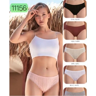 Emo joyida jinsiy aloqani tomosha qiling