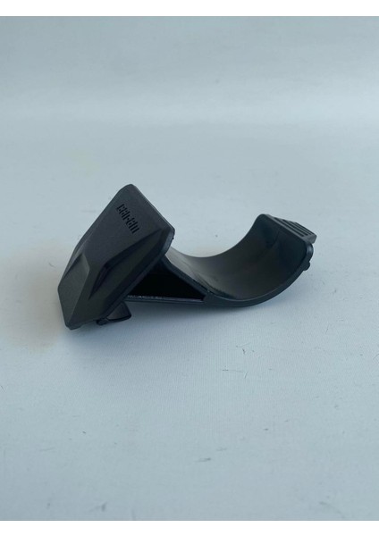 Maverick X3 J Tip Ön Cam Kelepçesi 705 011 220