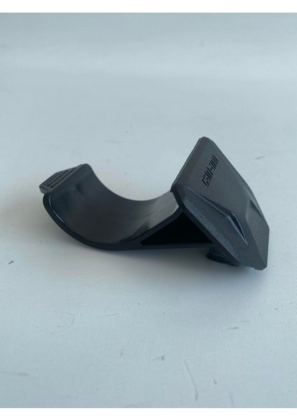 Maverick X3 J Tip Ön Cam Kelepçesi 705 011 220