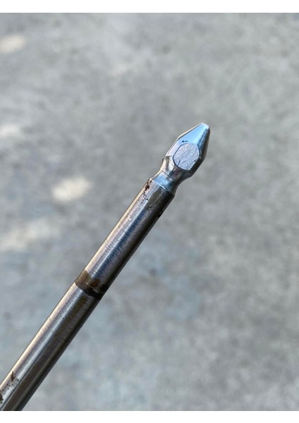 Sivri Başlı Galvanizli Demir Çubuk 1745MM