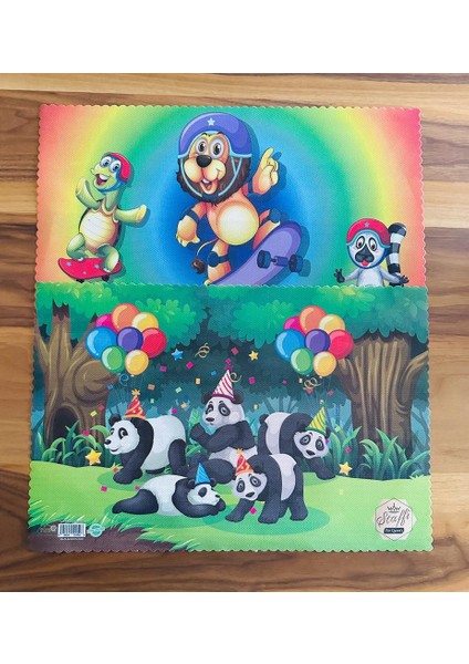 Panda ve Aslan Figürlü 4 Adet Yıkanabilir Karışık Desen Okul Masa Beslenme Örtüsü Bezi