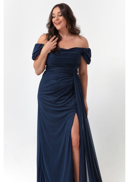 Kadın Lacivert Kayık Yaka Drapeli Yırtmaçlı Uzun Simli Abiye Elbise modelleri