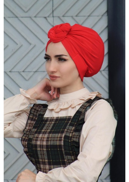 Tasarım Bone Kırmızı Renk