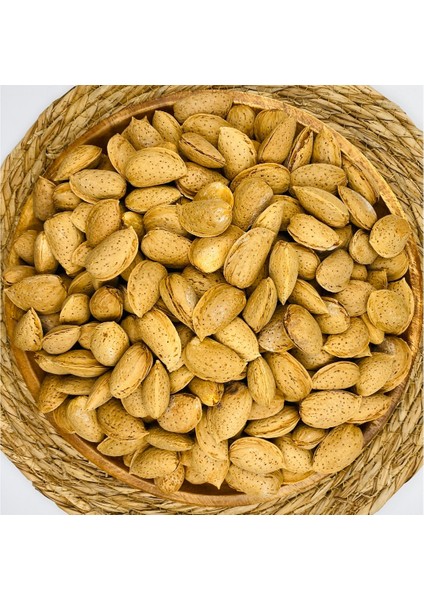 Kabuklu Badem Ince Kabuk 500 gr