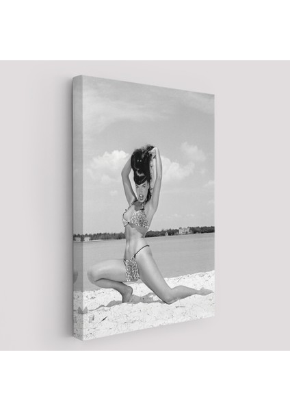 Leopar Bikinili Bettie Page Duvar TABLOSU-6053