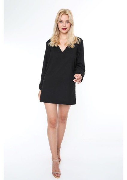 Carla V Yaka Kısa Elbise