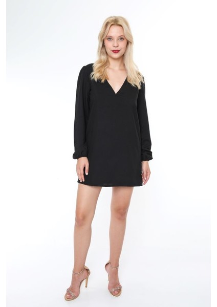 Carla V Yaka Kısa Elbise fiyatları