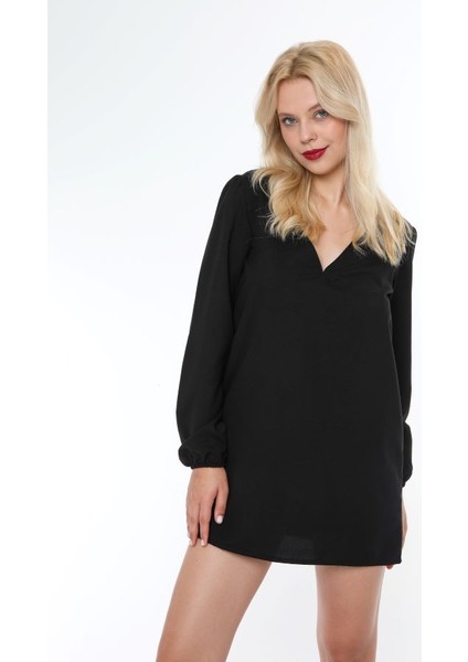 Carla V Yaka Kısa Elbise modelleri