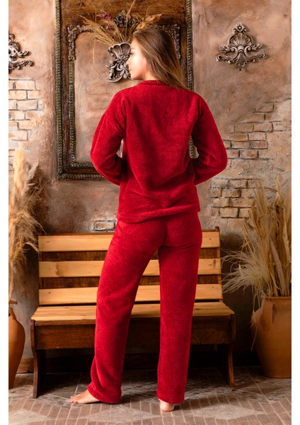 Tam Peluş Kışlık Kadın Pijama Takımı- Polar Yılbaşı Pijaması modelleri