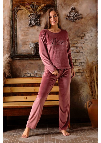 Kışlık Kadın Kadife Pijama Takımı - Süper Soft Serisi
