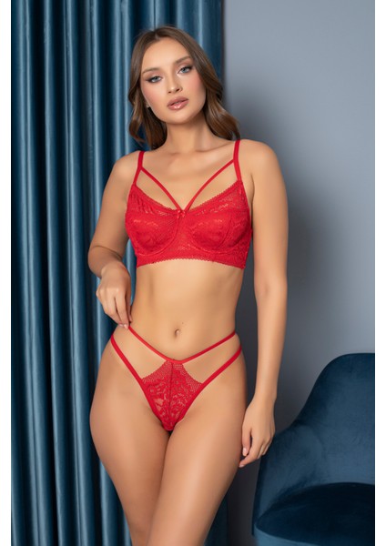 Kadın Kırmızı Desteksiz Balenli Dantel Çapraz Detaylı Sütyen ve String Tip Tanga Takımı