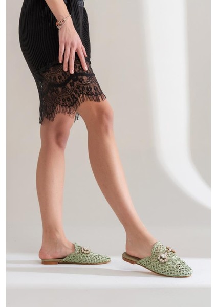 7668 Yeşil Kadın Terlik fırsatları