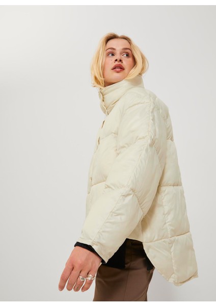Kırık Beyaz Kadın Kaban Jxcora Quılted Jacket Otw Sn modelleri