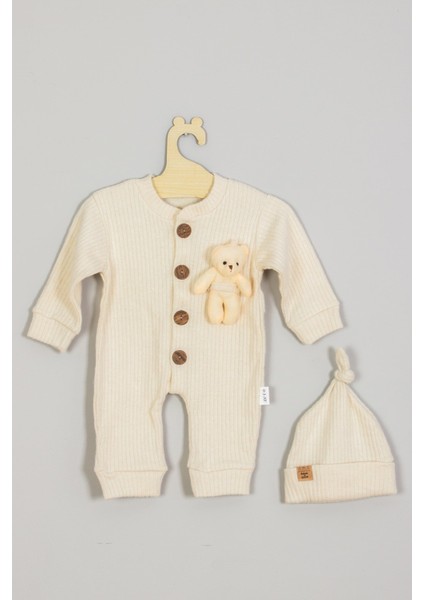 Adabebek %100 Pamuk Ahşap Düğmeli Ayıcıklı Fitilli Tarz Şapkalı Bebek Tulum