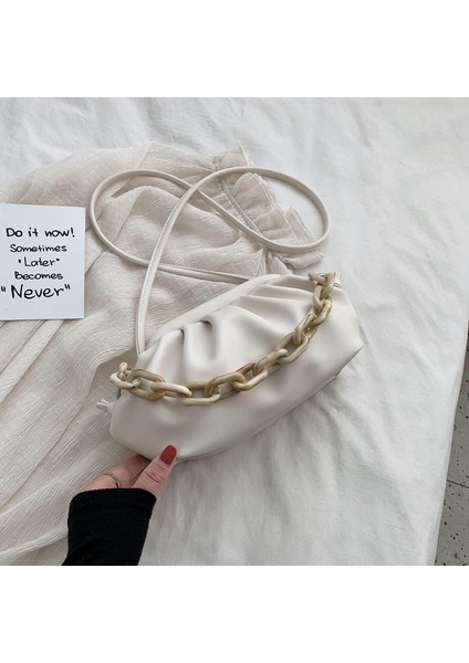 Beyaz Küçük Bulut Çantası Yumuşak Deri Tek Omuz Eğimli Hamur Torbası Çanta Günü Crossbody Çanta Seyahat Zinciri Çantalar ve Cüzdanlar (Yurt Dışından) modelleri