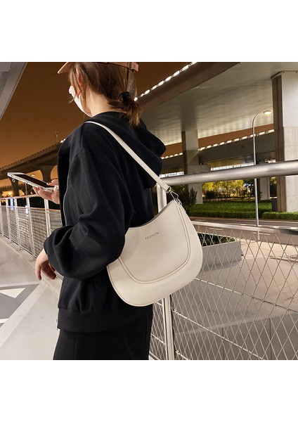 Bej Basit Beyaz Yumuşak Deri Omuz Çantaları Kadınlar Için Tasarımcı Crossbody Çanta Moda Hobos Ana Kesesi Marka Vintage Çanta Bayanlar (Yurt Dışından) modelleri