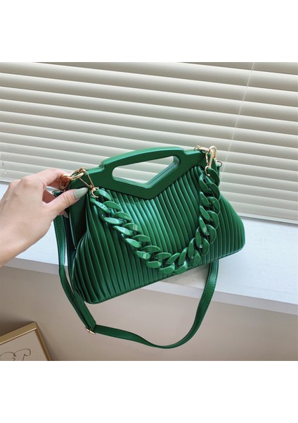Siyah Yuocl Üst Marka Üçgen Çanta ve Çanta Tasarımcısı Pileli Omuzdan Askili Çanta Kadınlar Için 2022 Zarf Yüksek Kaliteli Crossbody Çanta (Yurt Dışından)