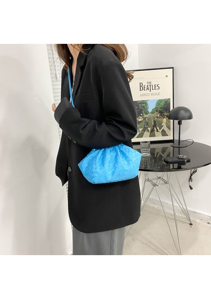 Mavi Lüks Bayanlar Örgü Çanta Yumuşak Deri Kadınlar Için Crossbody Omuz Çantaları 2022 Moda Kadın Marka Çanta ve Çanta Bayan Hobo Çanta (Yurt Dışından) fırsatları