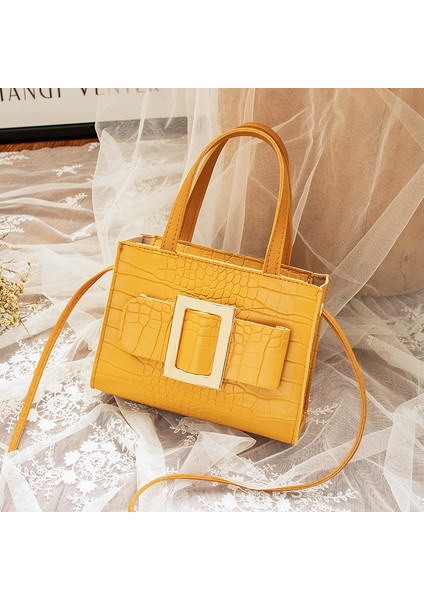 Kırmızı 1 Mini Küçük Kare Çanta 2022 Moda Kadın Messenger Telefon Cüzdan Zarf Seyahat Çanta Kadınlar Için Crossbody Çanta Basit Deri (Yurt Dışından) fırsatları