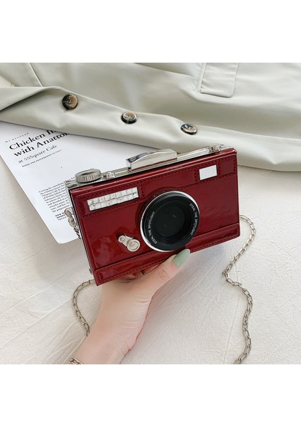 Kırmızı 2022 Yeni Kişiselleştirilmiş Tasarım Kamera Şekli Debriyaj Retro Omuz Çantası Bayanlar Moda Mini Messenger Çanta Çanta Çantalar ve El Çantaları (Yurt Dışından) modelleri